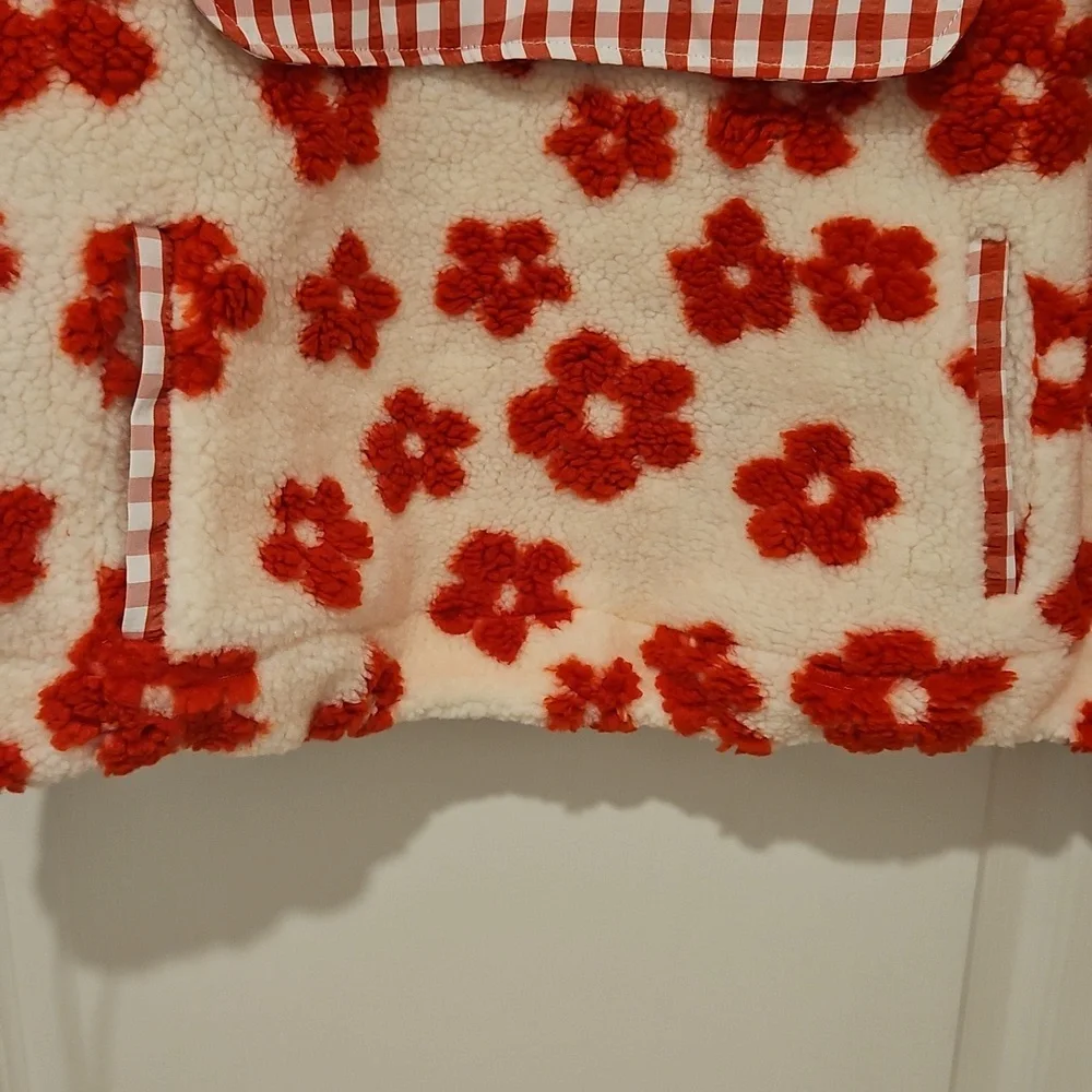 DAVI & DANI Red Floral Fleece Jacket - Picture 3 of 9